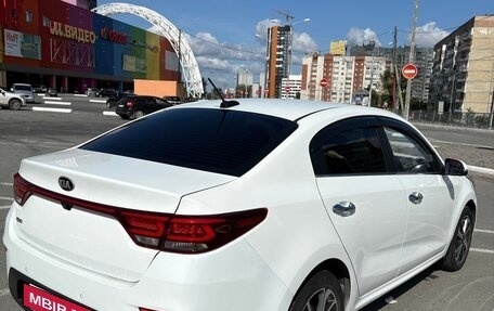 KIA Rio IV, 2018 год, 1 550 000 рублей, 3 фотография