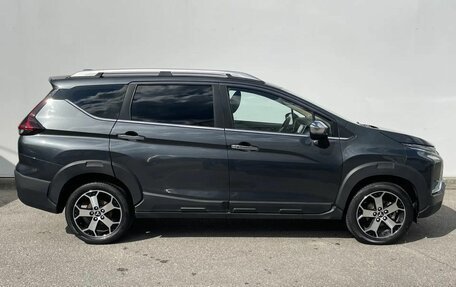 Mitsubishi Xpander, 2022 год, 2 000 000 рублей, 4 фотография