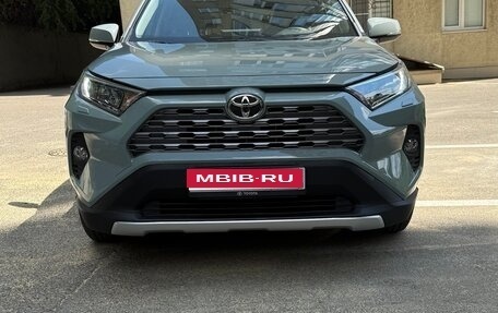 Toyota RAV4, 2020 год, 2 890 000 рублей, 1 фотография