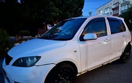 Mazda Demio III (DE), 2002 год, 260 000 рублей, 1 фотография