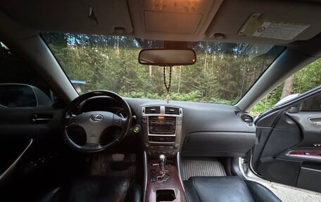 Lexus IS II рестайлинг 2, 2007 год, 1 000 000 рублей, 12 фотография