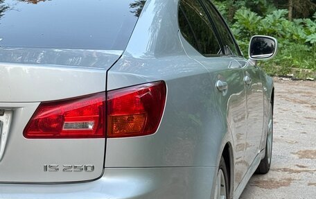 Lexus IS II рестайлинг 2, 2007 год, 1 000 000 рублей, 26 фотография
