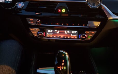 BMW 5 серия, 2021 год, 5 300 000 рублей, 39 фотография