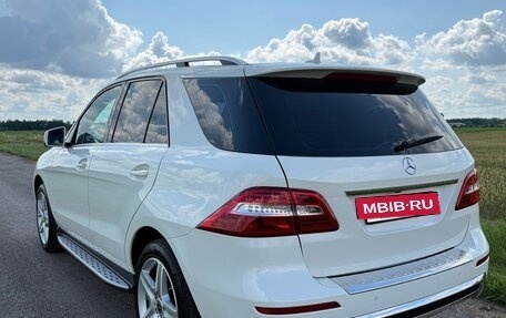Mercedes-Benz M-Класс, 2012 год, 2 500 000 рублей, 4 фотография