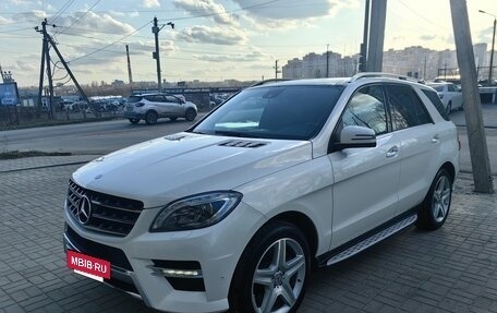 Mercedes-Benz M-Класс, 2012 год, 2 500 000 рублей, 8 фотография