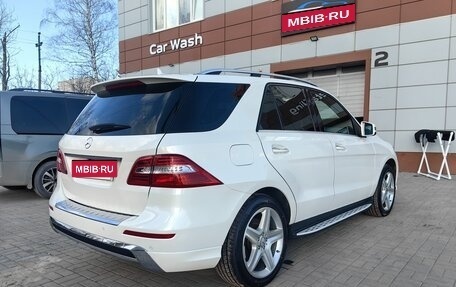 Mercedes-Benz M-Класс, 2012 год, 2 500 000 рублей, 10 фотография