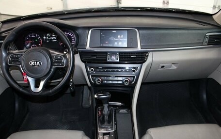 KIA Optima IV, 2017 год, 1 350 000 рублей, 18 фотография