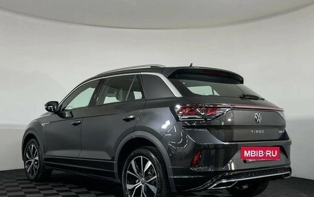 Volkswagen T-Roc I, 2025 год, 4 250 000 рублей, 7 фотография