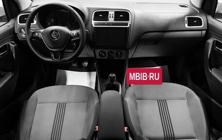 Volkswagen Polo VI (EU Market), 2016 год, 1 035 000 рублей, 10 фотография
