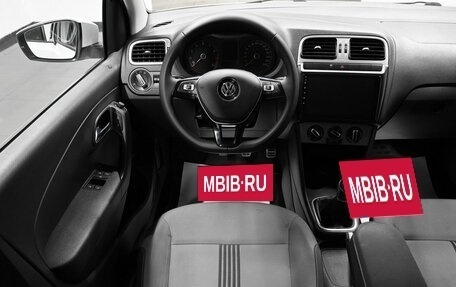 Volkswagen Polo VI (EU Market), 2016 год, 1 035 000 рублей, 11 фотография