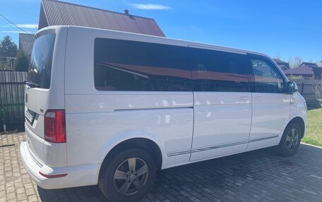 Volkswagen Caravelle T6 рестайлинг, 2018 год, 2 990 000 рублей, 20 фотография