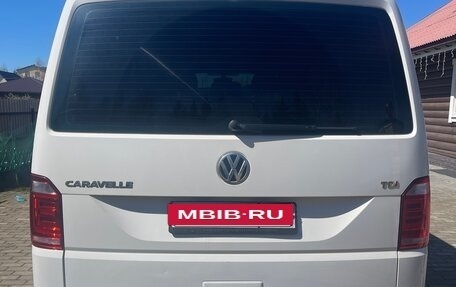 Volkswagen Caravelle T6 рестайлинг, 2018 год, 2 990 000 рублей, 23 фотография