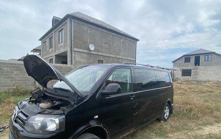 Volkswagen Caravelle T5, 2013 год, 1 820 000 рублей, 2 фотография