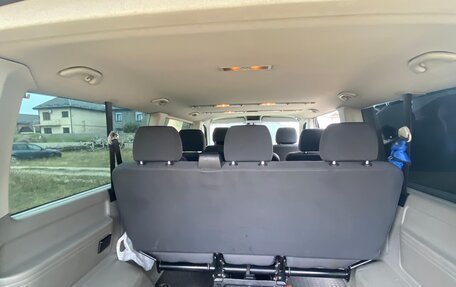 Volkswagen Caravelle T5, 2013 год, 1 820 000 рублей, 7 фотография