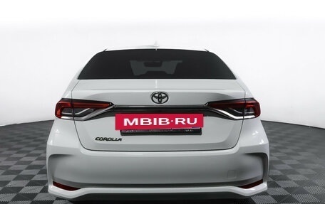 Toyota Corolla, 2019 год, 1 990 000 рублей, 6 фотография