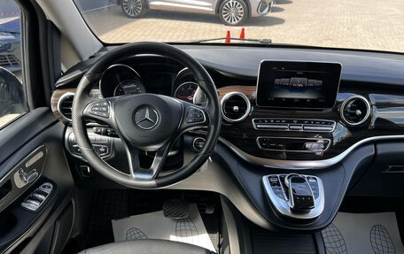 Mercedes-Benz V-Класс, 2018 год, 3 800 000 рублей, 9 фотография