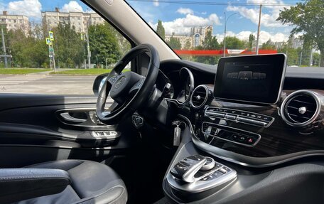 Mercedes-Benz V-Класс, 2018 год, 3 800 000 рублей, 14 фотография