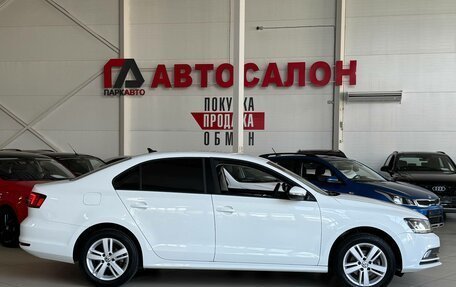 Volkswagen Jetta VI, 2017 год, 1 655 000 рублей, 4 фотография