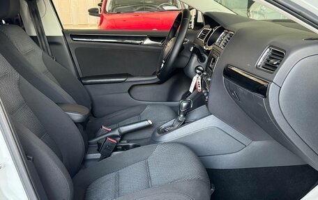Volkswagen Jetta VI, 2017 год, 1 655 000 рублей, 22 фотография