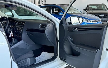 Volkswagen Jetta VI, 2017 год, 1 655 000 рублей, 21 фотография