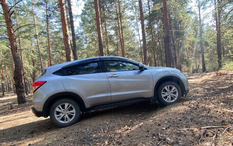 Honda Vezel, 2016 год, 1 250 000 рублей, 5 фотография