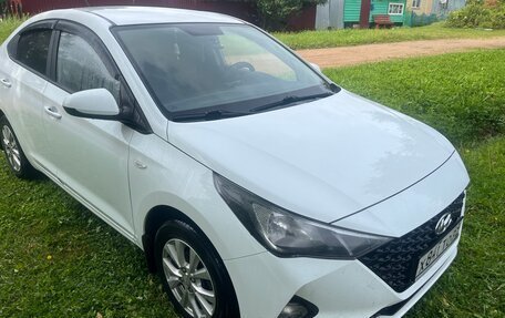Hyundai Solaris II рестайлинг, 2020 год, 1 315 000 рублей, 17 фотография