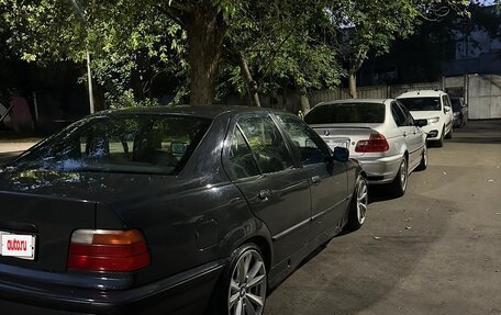 BMW 3 серия, 1993 год, 550 000 рублей, 3 фотография