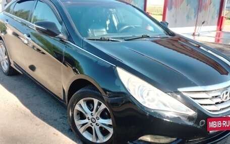 Hyundai Sonata VI, 2012 год, 1 100 000 рублей, 3 фотография