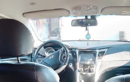Hyundai Sonata VI, 2012 год, 1 100 000 рублей, 15 фотография