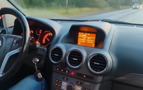 Opel Antara I, 2011 год, 800 000 рублей, 3 фотография