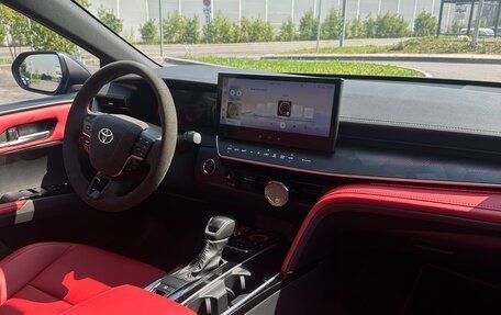Toyota Camry, 2024 год, 3 800 000 рублей, 2 фотография