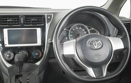 Toyota Ractis II, 2014 год, 949 000 рублей, 13 фотография