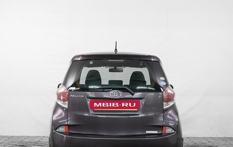 Toyota Ractis II, 2014 год, 949 000 рублей, 6 фотография