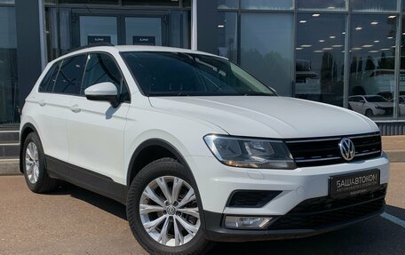 Volkswagen Tiguan II, 2017 год, 1 820 000 рублей, 2 фотография
