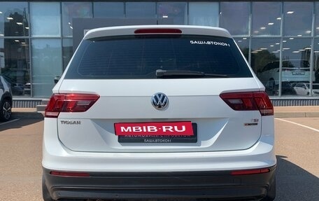 Volkswagen Tiguan II, 2017 год, 1 820 000 рублей, 6 фотография