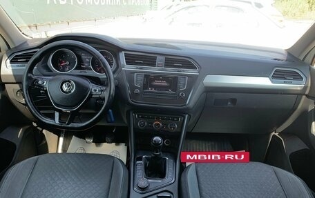 Volkswagen Tiguan II, 2017 год, 1 820 000 рублей, 12 фотография