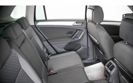 Volkswagen Tiguan II, 2017 год, 2 159 000 рублей, 9 фотография