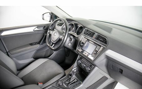Volkswagen Tiguan II, 2017 год, 2 159 000 рублей, 10 фотография