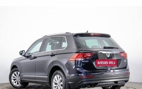 Volkswagen Tiguan II, 2017 год, 2 159 000 рублей, 6 фотография