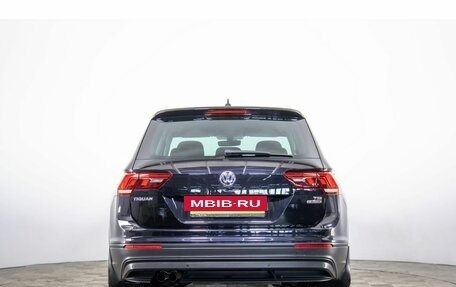 Volkswagen Tiguan II, 2017 год, 2 159 000 рублей, 5 фотография