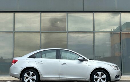 Chevrolet Cruze II, 2010 год, 549 000 рублей, 6 фотография
