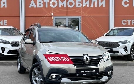Renault Sandero II рестайлинг, 2021 год, 1 320 000 рублей, 3 фотография