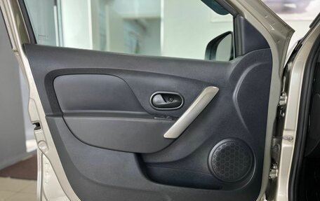 Renault Sandero II рестайлинг, 2021 год, 1 320 000 рублей, 23 фотография