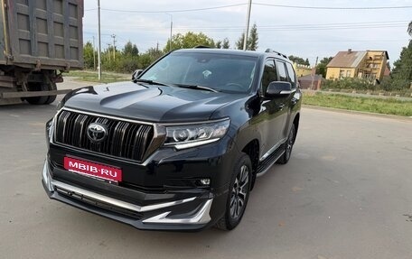 Toyota Land Cruiser Prado 150 рестайлинг 2, 2022 год, 6 200 000 рублей, 1 фотография