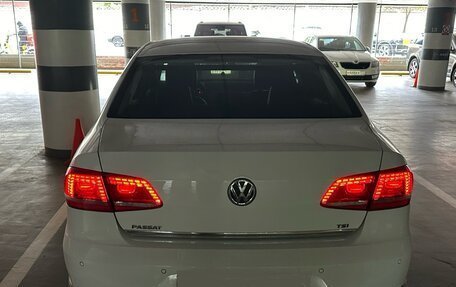 Volkswagen Passat B7, 2013 год, 1 100 000 рублей, 10 фотография