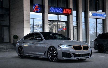 BMW 5 серия, 2021 год, 4 100 000 рублей, 4 фотография
