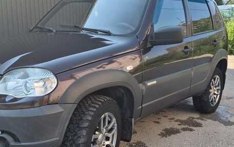 Chevrolet Niva I рестайлинг, 2015 год, 550 000 рублей, 2 фотография