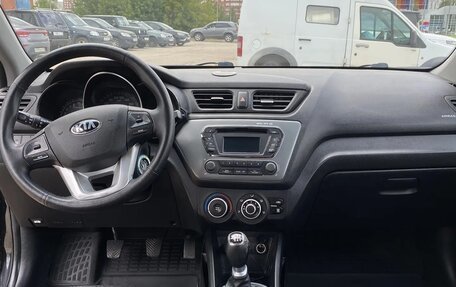 KIA Rio III рестайлинг, 2015 год, 980 000 рублей, 3 фотография