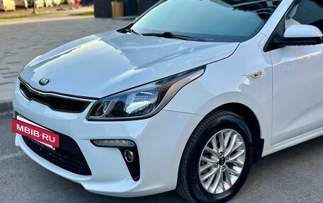 KIA Rio IV, 2020 год, 1 370 000 рублей, 6 фотография
