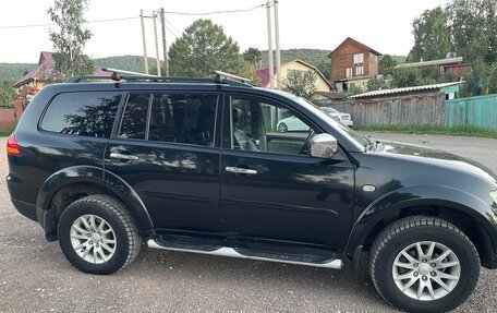Mitsubishi Pajero Sport II рестайлинг, 2013 год, 1 770 000 рублей, 3 фотография